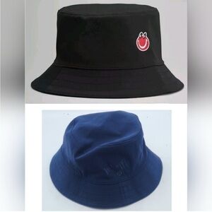 Lululemon both ways reversible bucket hat in black and true navy. S/M.